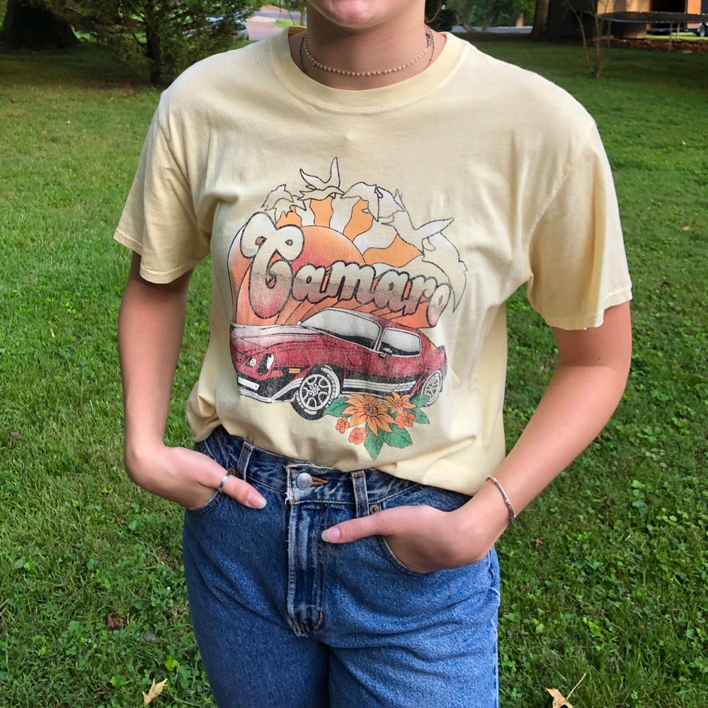 cropped graphic tee